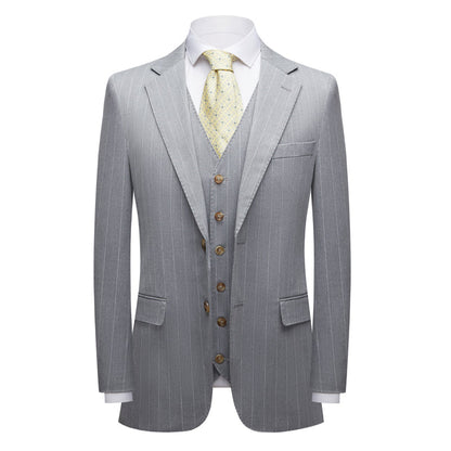 Three-pieces suit - London