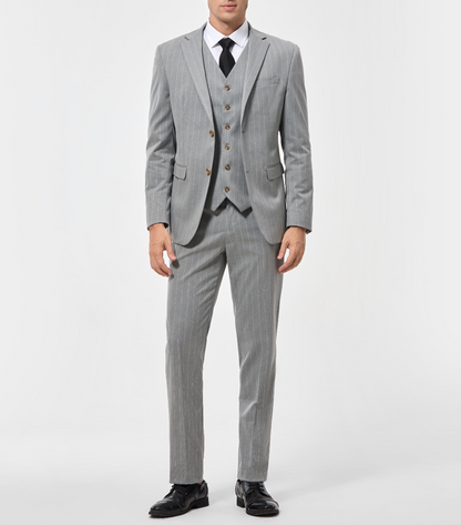 Three-pieces suit - London
