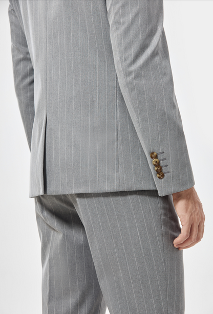 Three-pieces suit - London