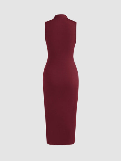 Sleeveless Round Neck Pleated Slit Dress